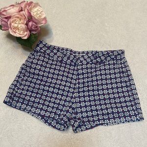 KHAKIS BY GAP City 3” Size 4 Shorts